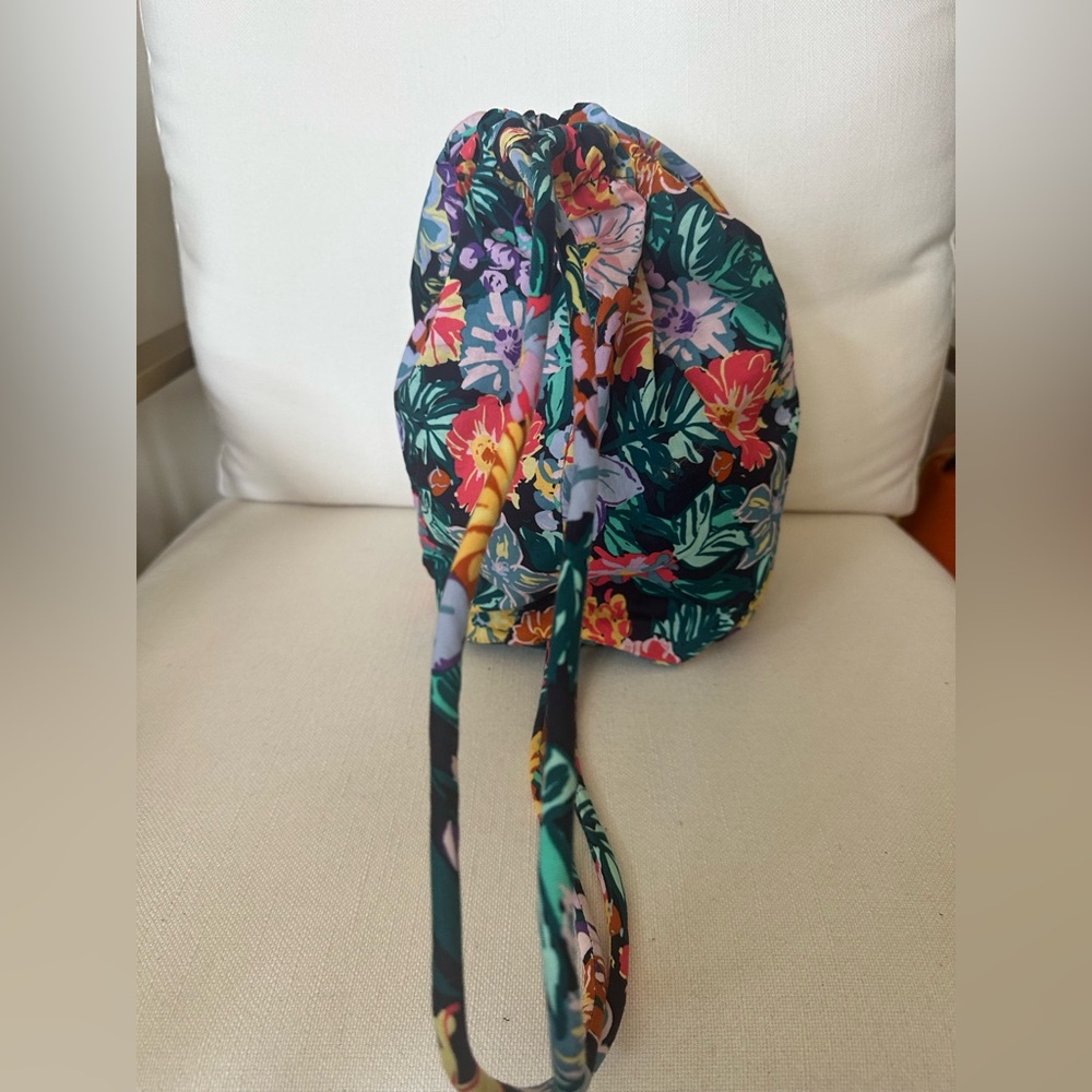 Vera Bradley Ditty Drawstring Backpack Floral Des… - image 2